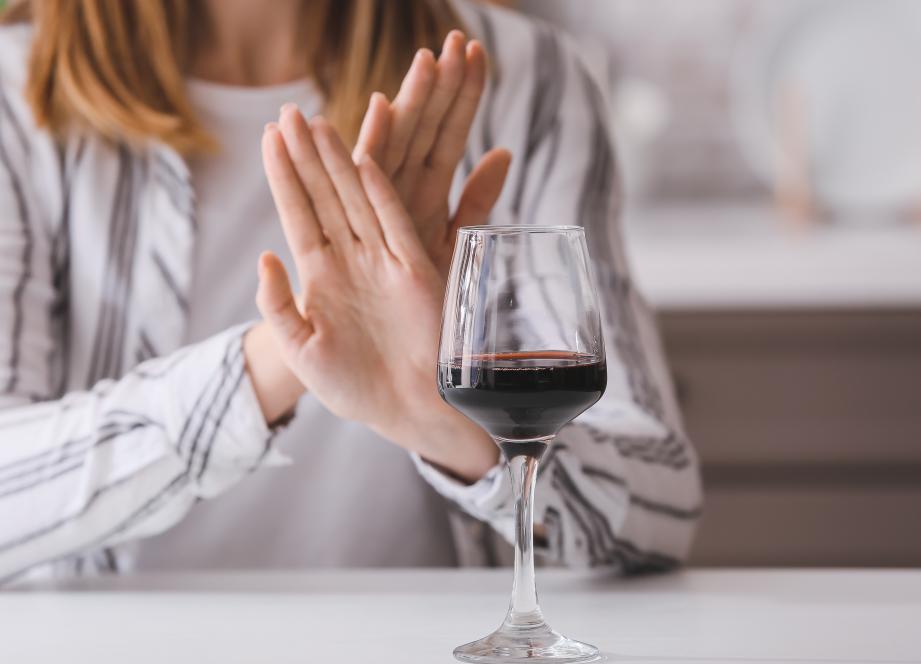 Dry January : un Français sur trois se dit prêt à "ne pas du tout boire d'alcool"