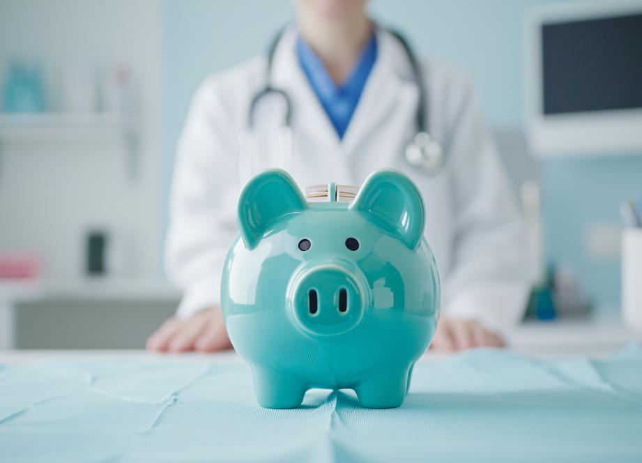 Plus de femmes médecins libéraux... mais un revenu d’activité moyen freiné dans son évolution, selon la Drees