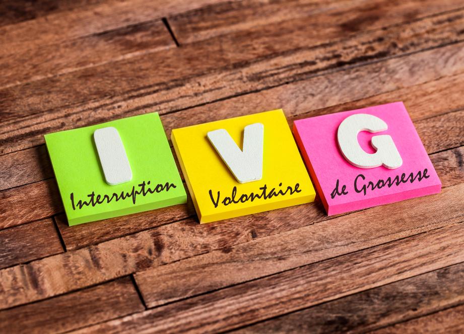 En centre de santé ou en cabinet libéral, les IVG réalisées majoritairement par les sages-femmes