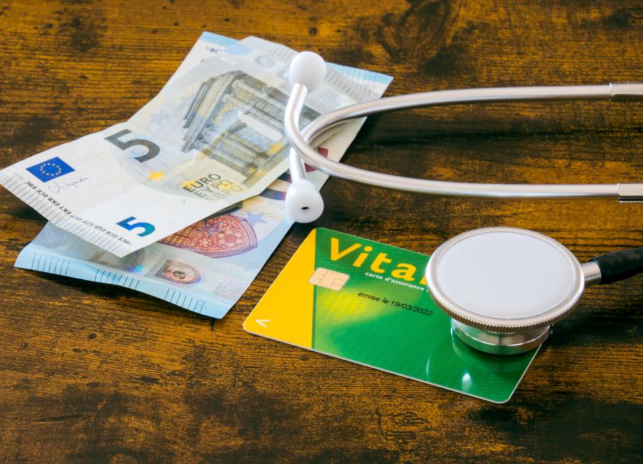 Dépassements d'honoraires : la Cnam annonce "un travail de fond" avec les médecins spécialistes