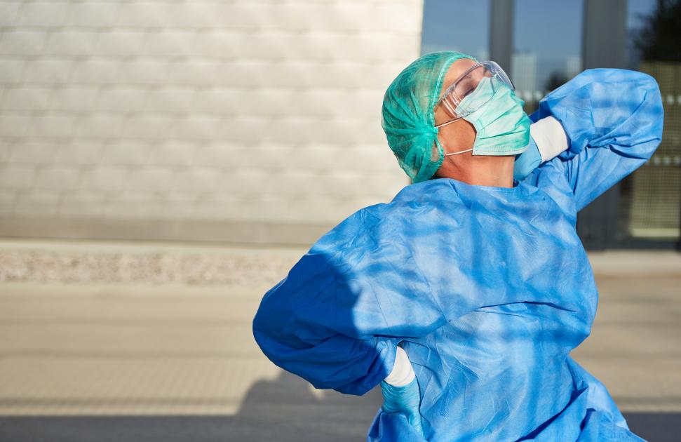 douleur dos soignant