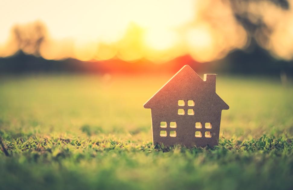 Dans un village auvergnat, la maison de santé grandit et le désert médical recule