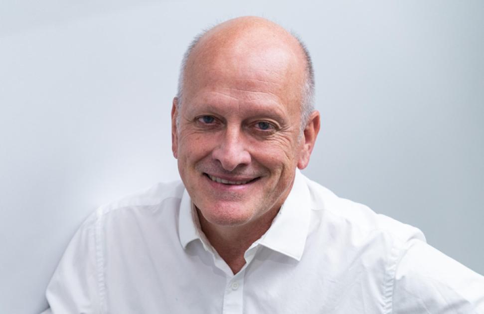 Éric Henry, un coeur de rockeur, une âme de chef d'entreprise