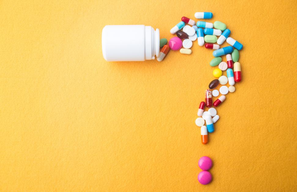 "Si c’est la jungle, il y aura des erreurs" : les médecins inquiets de la prescription d’antibiotiques par les pharmaciens hors exercice coordonné pour l’angine et la cystite