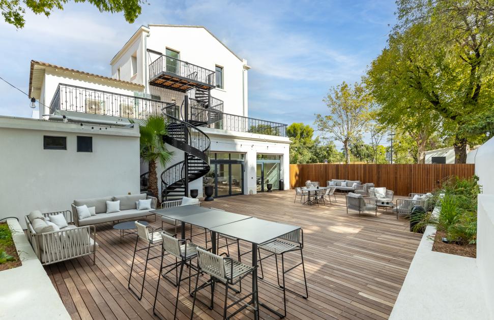 "Se sentir libre dans sa pratique sans se sentir isolé" : Wellplace, un espace de "coworking" ouvert aux médecins