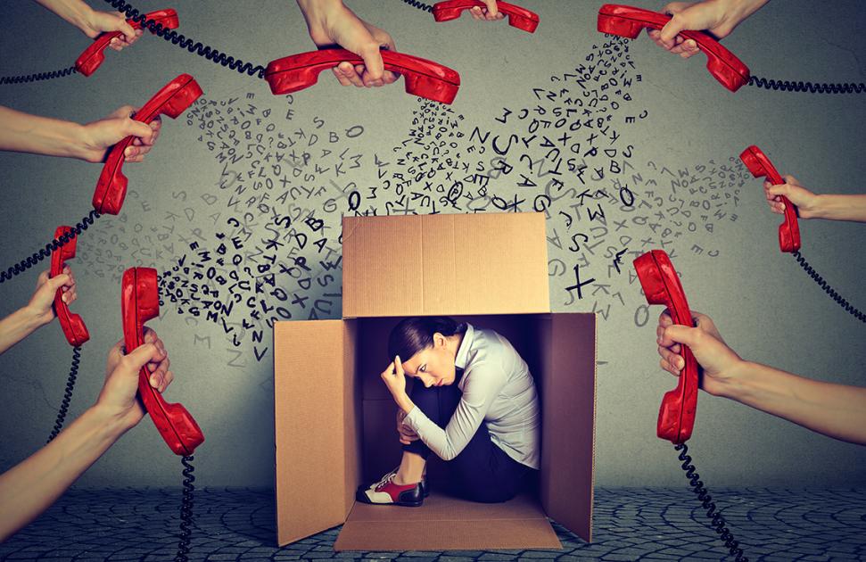 "Il ne faut surtout pas hésiter à témoigner, même longtemps après les faits" : une cellule d’écoute psychologique et juridique pour enrayer les violences sexistes et sexuelles