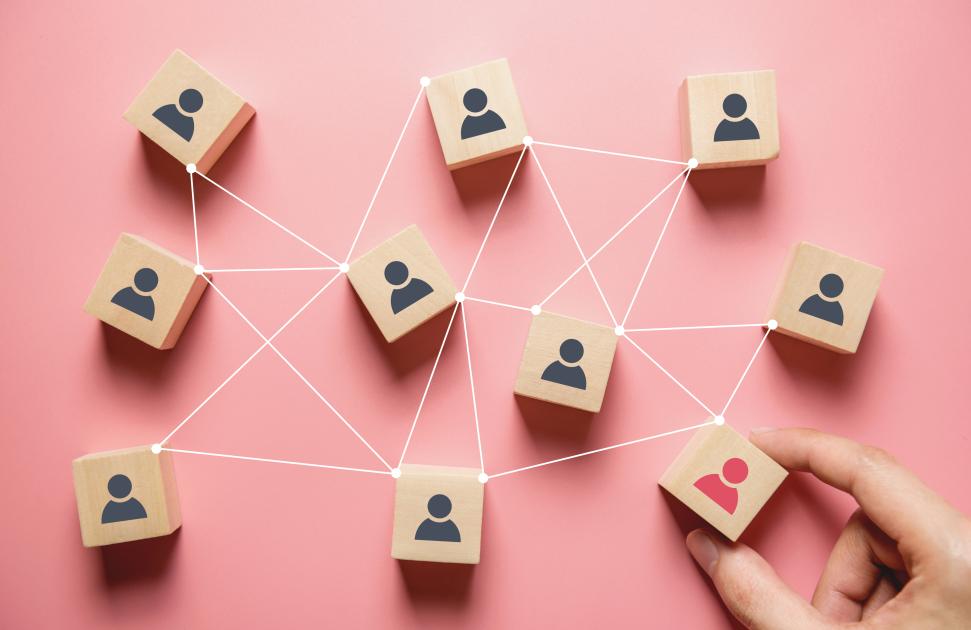 Participation des usagers à la formation initiale des médecins : seules 17 facultés l’ont mise en place dans “quelques cours”