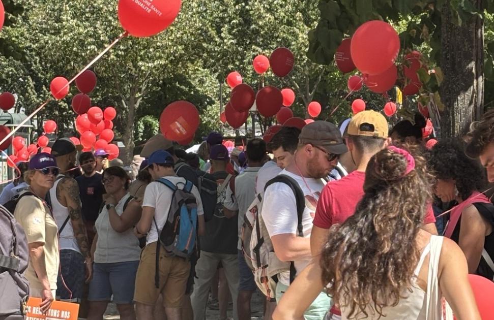 "On ne change jamais les règles du jeu en cours de route" : mobilisés à Paris, les professionnels libéraux se sentent “trahis”