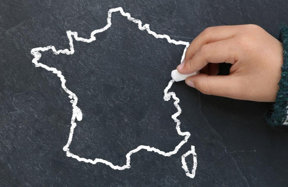 "L'idée, ce n'est pas de déshabiller un territoire au profit d'un autre" : Neuder défend son dispositif "Un médecin près de chez vous"