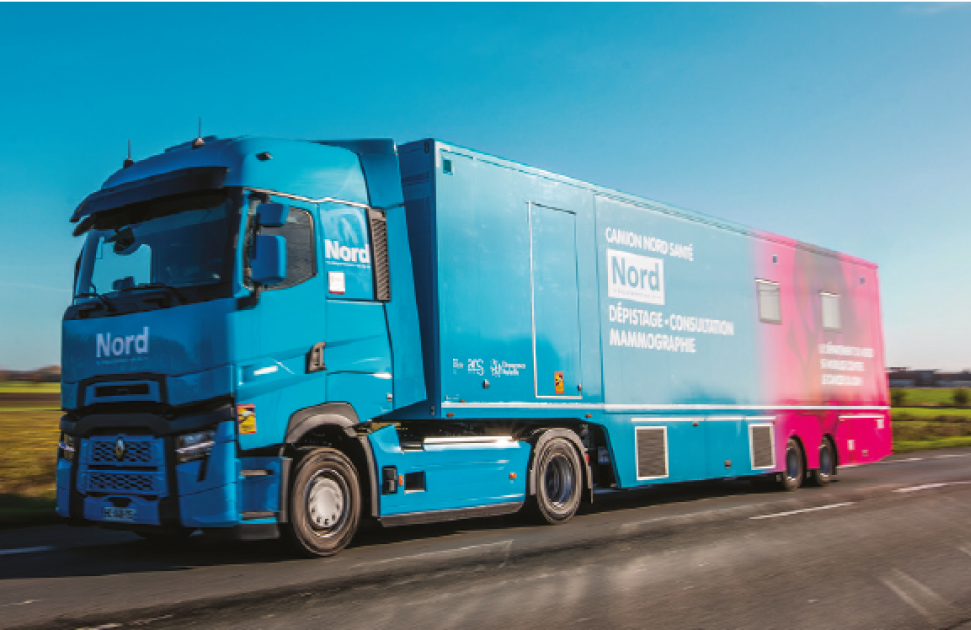 Cancer du sein : le Camion Nord Santé rapproche le dépistage des femmes éloignées du soin