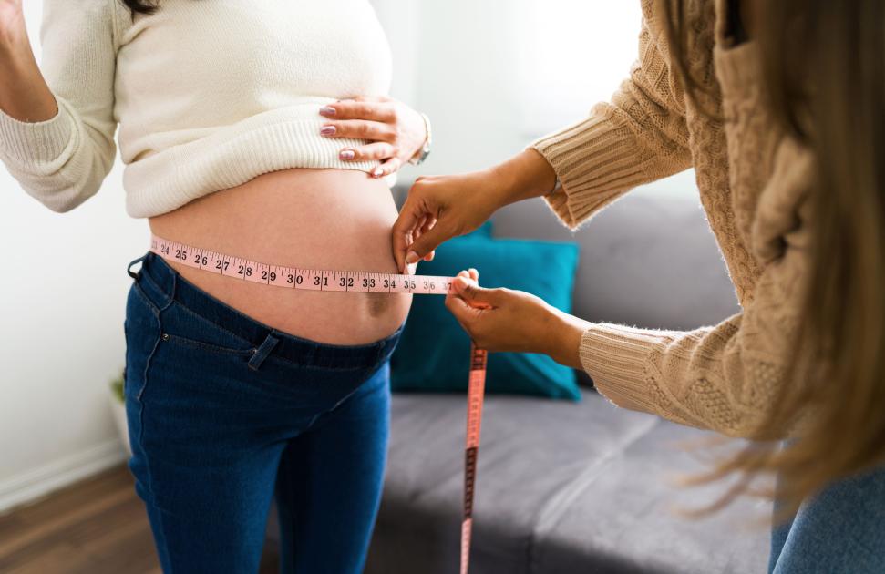Reconnaissance médicale, rémunération, statut… Dix mesures pour renforcer la place de la sage-femme dans les soins d'ici 2030