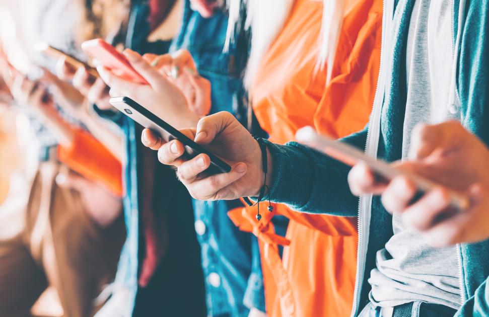 Conduites addictives : en Grand Est, Addik'Tok investit les réseaux sociaux pour "adapter la prévention au jeune public"