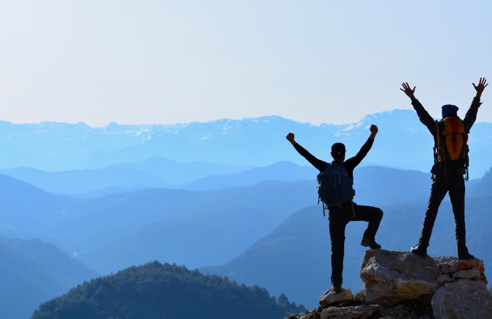 "Permettre à quelqu'un de se déplacer à nouveau, c'est très gratifiant" : rencontre avec Laurent Schouwey, pédicure-podologue