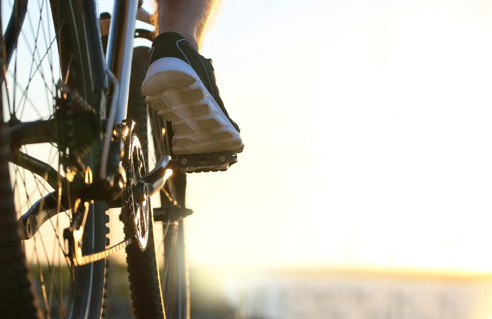 Près de 600 km à vélo : dans sa salle d’attente, une maison de santé lance un défi à ses patients