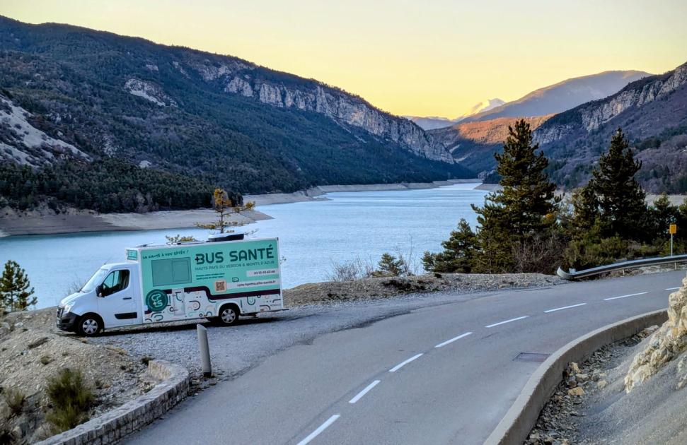 Avec "moins de 7 habitants au kilomètre carré" la CPTS Haut Pays du Verdon lance son bus santé et va à la rencontre des usagers