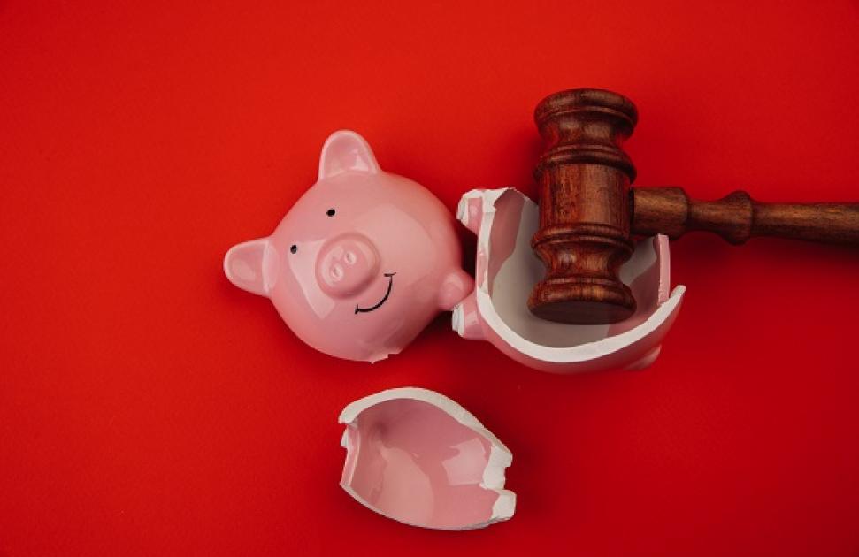Fraudes, perquisitions et garde à vue : l'avenir du centre de santé vire à la sage judiciaire