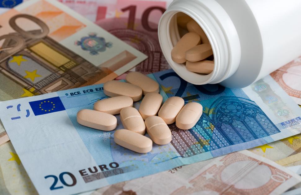 Un projet de décret vise à porter le plafond des franchises médicales à la charge des assurés à 140 euros par an, contre 100 euros actuellement. Soit une hausse de 40%.