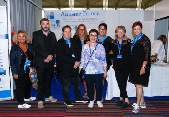l'équipe d'Autisme France