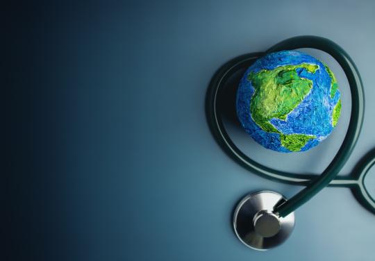 Planification écologique du système de santé : "Nous devons réduire de 5% par an nos émission de gaz à effet de serre d’ici 2050"