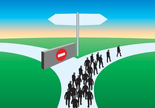 Accès aux soins : à Mayotte, des groupes de militantes bloquent l’accès à des centres de santé