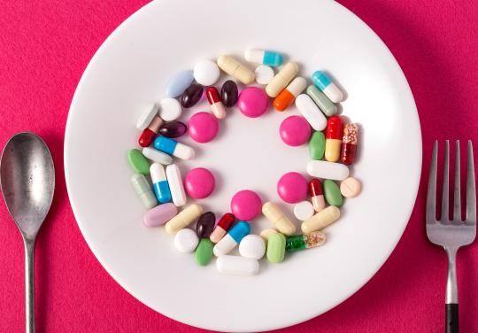 "Un enjeu de santé public majeur" : l’ANSM veut responsabiliser les Français sur leur consommation de médicaments