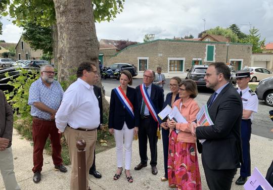 « Il nous faut trouver des solutions collectivement » : Aurélien Rousseau et Agnès Firmin Le Bodo à la rencontre des professionnels de santé du Vexin