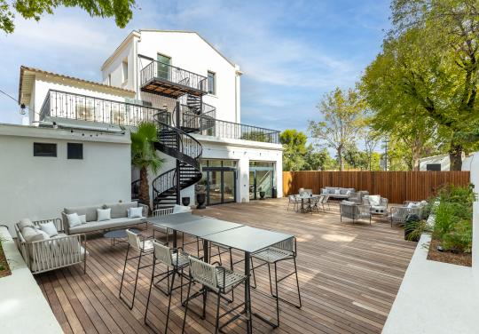 "Se sentir libre dans sa pratique sans se sentir isolé" : Wellplace, un espace de "coworking" ouvert aux médecins