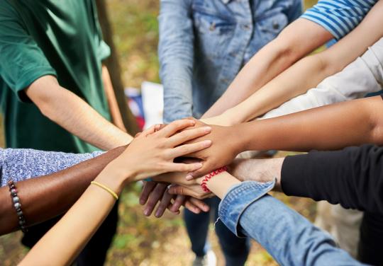 “Exercer indépendamment” mais "dans une volonté de cohésion" : des sages-femmes créent l’association Safran
