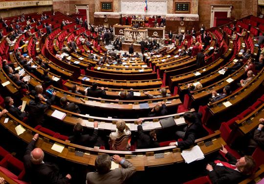 Dissolution de l'Assemblée : l'Ordre des infirmiers redoute un "dommage collatéral" pour la réforme du métier