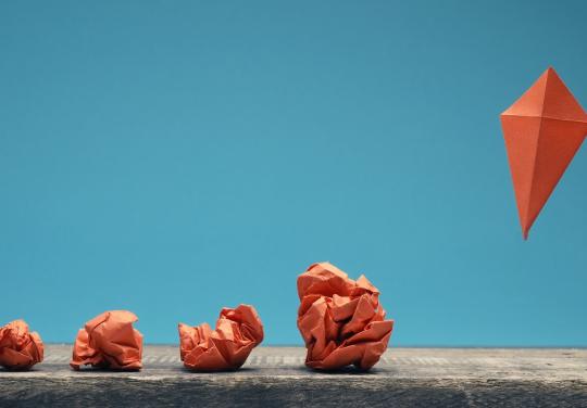 Face au manque de "représentation des différentes professions", le syndicat des médecins de centres de santé évolue et devient pluripro