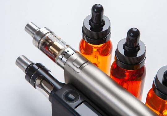 La France interdit désormais les "puffs", un “pas important dans la lutte contre le tabagisme”