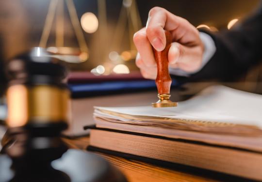 "Je sais qu'à un moment on y arrivera" : le deuxième essai de la loi sur la formation des professionnels à la détection des violences sexuelles