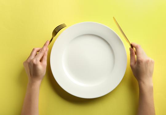 Logo Nutri-Score obligatoire : un collectif lance un appel aux soignants pour "peser dans le combat qui s'ouvre"