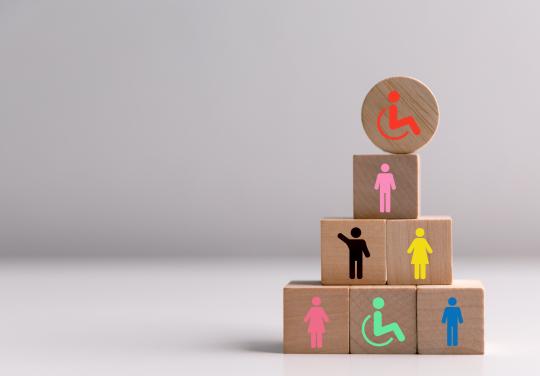 224 plaintes déposées en 2022 : un rapport dénonce les discriminations constantes dans le parcours de soins