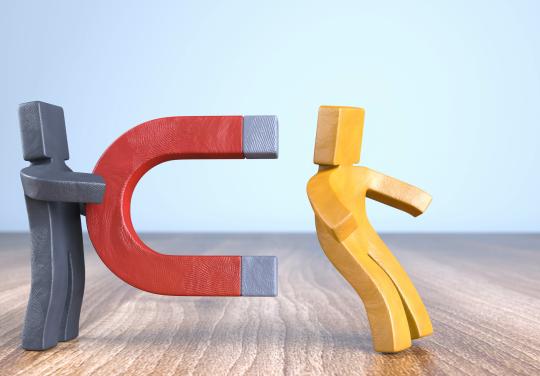 "Celui qui veut rester, restera" : en Occitanie, une maison de santé espère attirer des médecins sur la base du volontariat