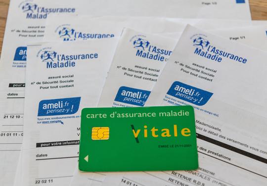 Carte vitale, déclaration, outils… L'Assurance Maladie publie un guide pour les jeunes avec l'essentiel santé à connaître