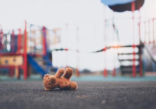 "Zéro bébé à la rue dès 2026" : le plan ambitieux du candidat de la "gauche unie" à la mairie de Paris