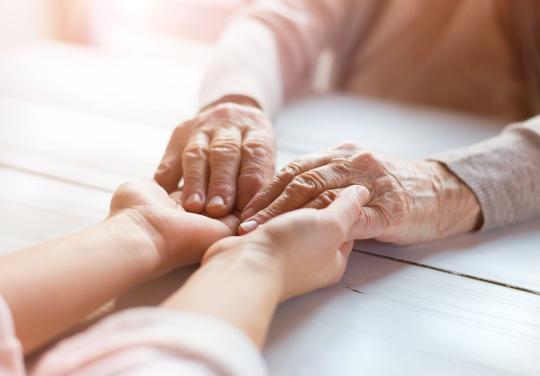 En Haute-Vienne, un dispositif porté par un centre associatif et le DAC permet de prendre le relais des aidants en difficulté