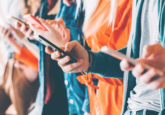 Conduites addictives : en Grand Est, Addik'Tok investit les réseaux sociaux pour "adapter la prévention au jeune public"