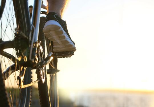 Près de 600 km à vélo : dans sa salle d’attente, une maison de santé lance un défi à ses patients