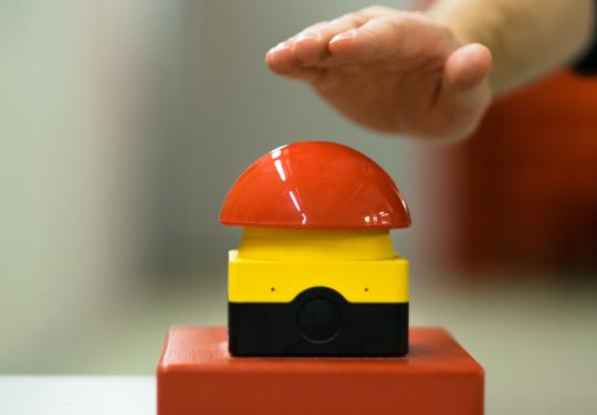 Kit de prévention et bouton d'alerte : la riposte du gouvernement face à la hausse des arrêts maladie