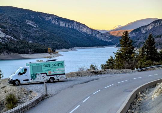 Avec "moins de 7 habitants au kilomètre carré" la CPTS Haut Pays du Verdon lance son bus santé et va à la rencontre des usagers