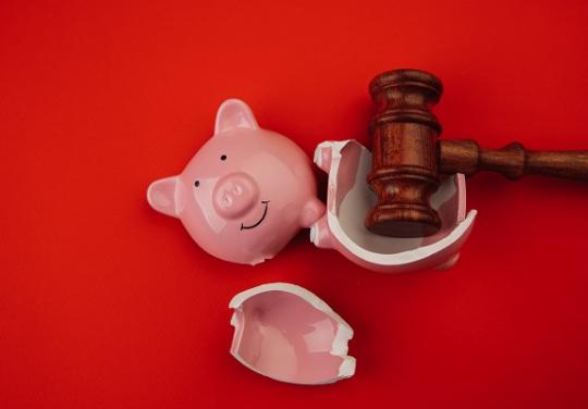 Fraudes, perquisitions et garde à vue : l'avenir du centre de santé vire à la sage judiciaire