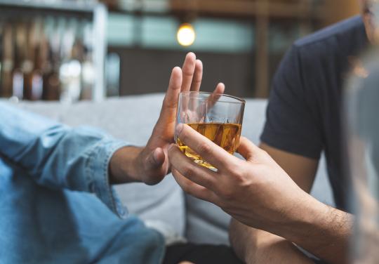 En 2025, les DAC bretons ont accompagné 455 patients présentant des troubles cognitifs liés à l’alcool
