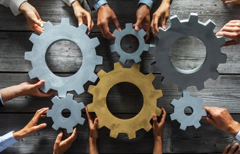 Équipes de soins spécialisés : quelle implication en soins primaires ?